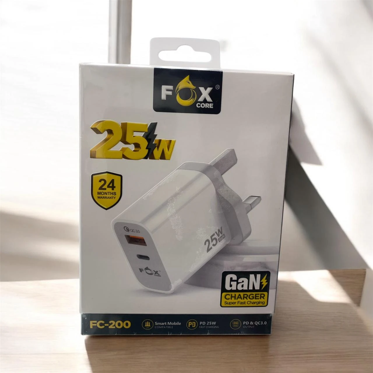 شاحن فوكس كور GaN بقوة 25 واط (FC-200).